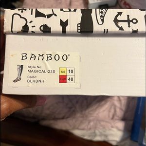 Black sandals goes up you leg worn once as is….